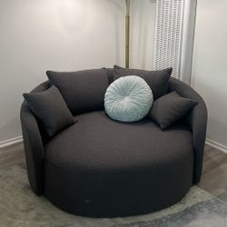 LOVESEAT - MOTIVATED SELLER