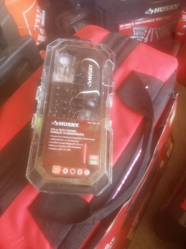 HUSKY 1/4 IN ELECTRONIC  TORQUE  SCREWDRIVER