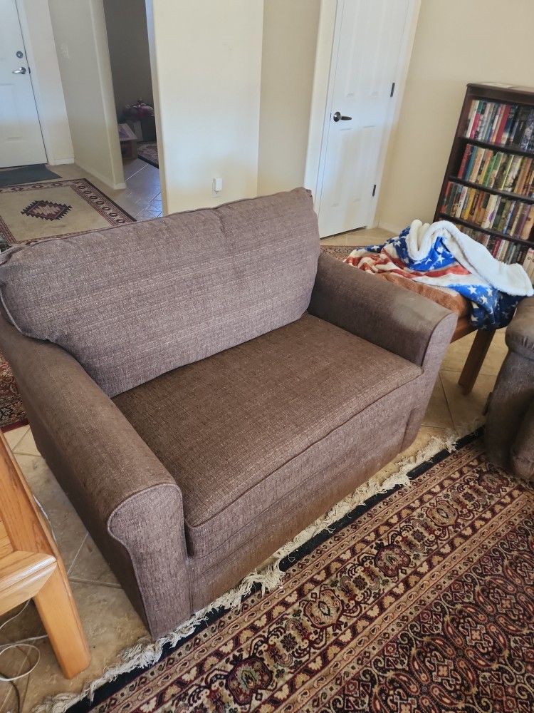 LA-Z-BOY  Loveseat Sleeper 