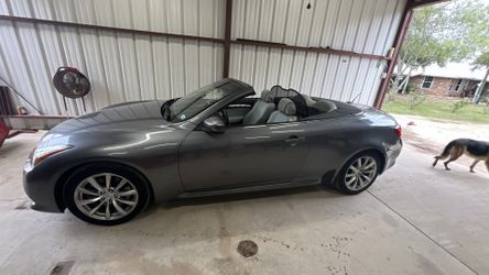 2011 Infiniti G37 Convertible