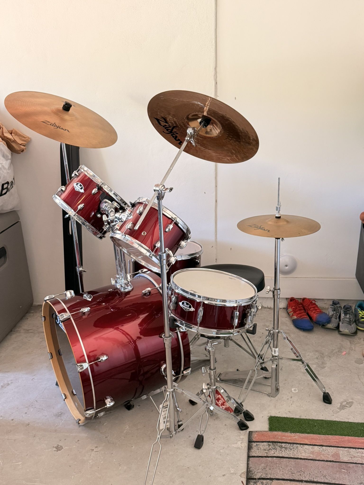 Pearl Drum Set