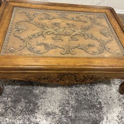 Beautiful Carved Wood Coffee Table – Statement Piece