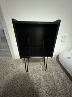 Vinyl Table