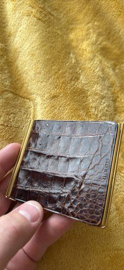 Alligator skin wallet