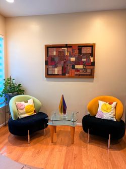 Modern Designer Accent Chair Set + Glass Table & Wall Art – Moving Sale