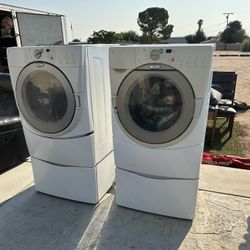 Front Load Whirlpool Washer And Dryer Combo 