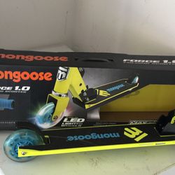 Mongoose Kids Scooter 