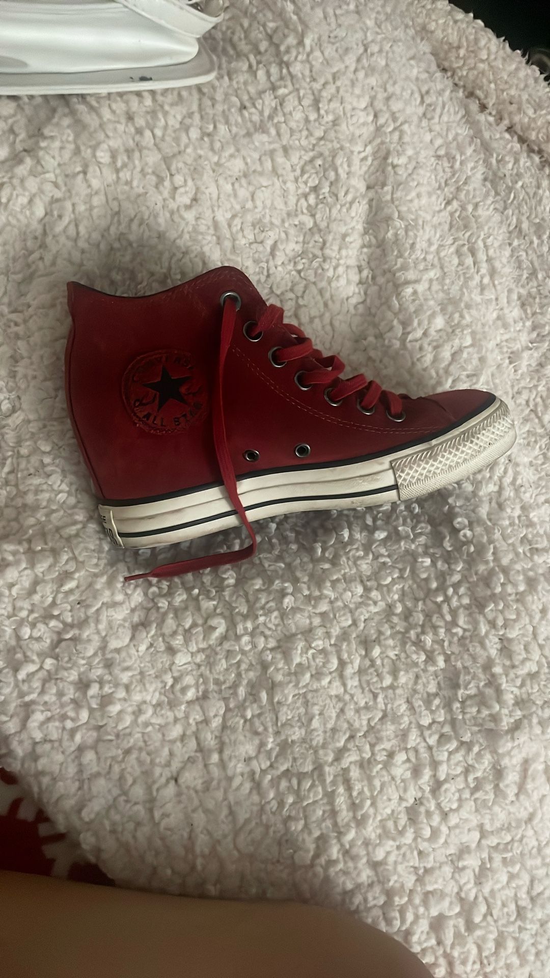Converse Chuck Taylor Size 7 Dahlia Lux Burgundy Suede Hidden Wedge Heel
