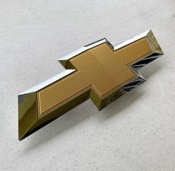 2016-19 Chevy Silverado 1500 OEM Gold Front Grille Bowtie Emblem with Chrome Outline - 2 3 2 3 6 3 0 1 Thumbnail