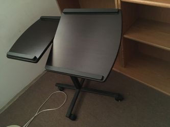 Split Tilting Table