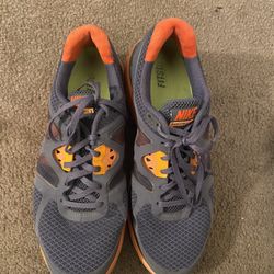 Men Nike Running shoes 