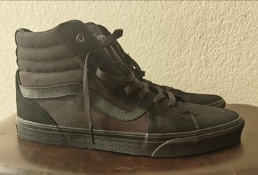 Vans mens high top skateshoes