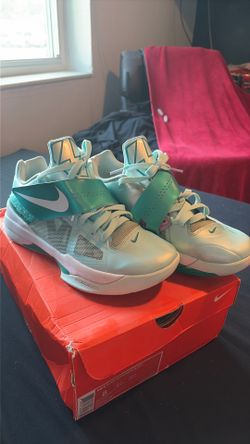 KD 4 size 8.5 men’s (original 2012 release)