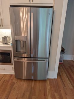 GE Refrigerator