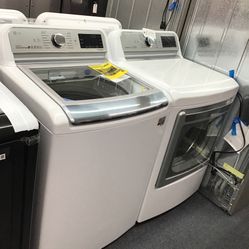 New Scratch And Dent LG Washer And Dryer Set. 1 Year Warranty 