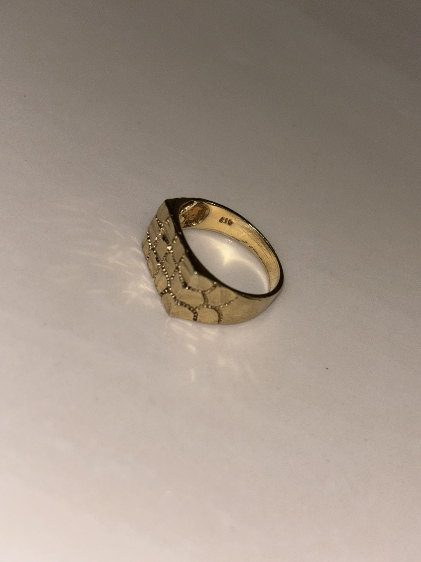 10k Gold Rectangle Flat Nugget Ring 