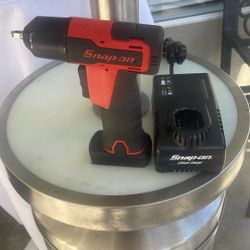Snap On Impact Wrench With Battery and Charger 