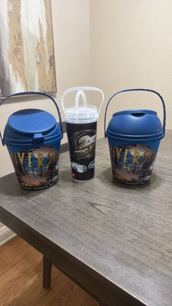 Universal Studios Hollywood Souvenir Set