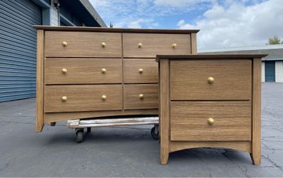 POTTERY BARN INSPIRED DRESSER AND ONE NIGHT STAND/ Refinished