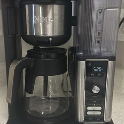 Ninja Coffee Maker with Cold Brew & Over Ice