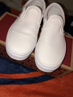 Vans true white 2.5K