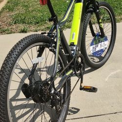 New Hyper 26" Electric Mountain Bike
