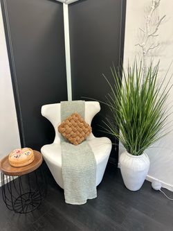 Swivel white chair