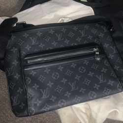 Louis Vuitton Odyssey Messenger Bag