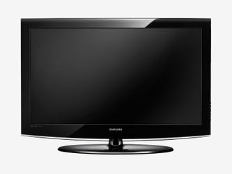 Three Samsung Flat Screen LCD TV