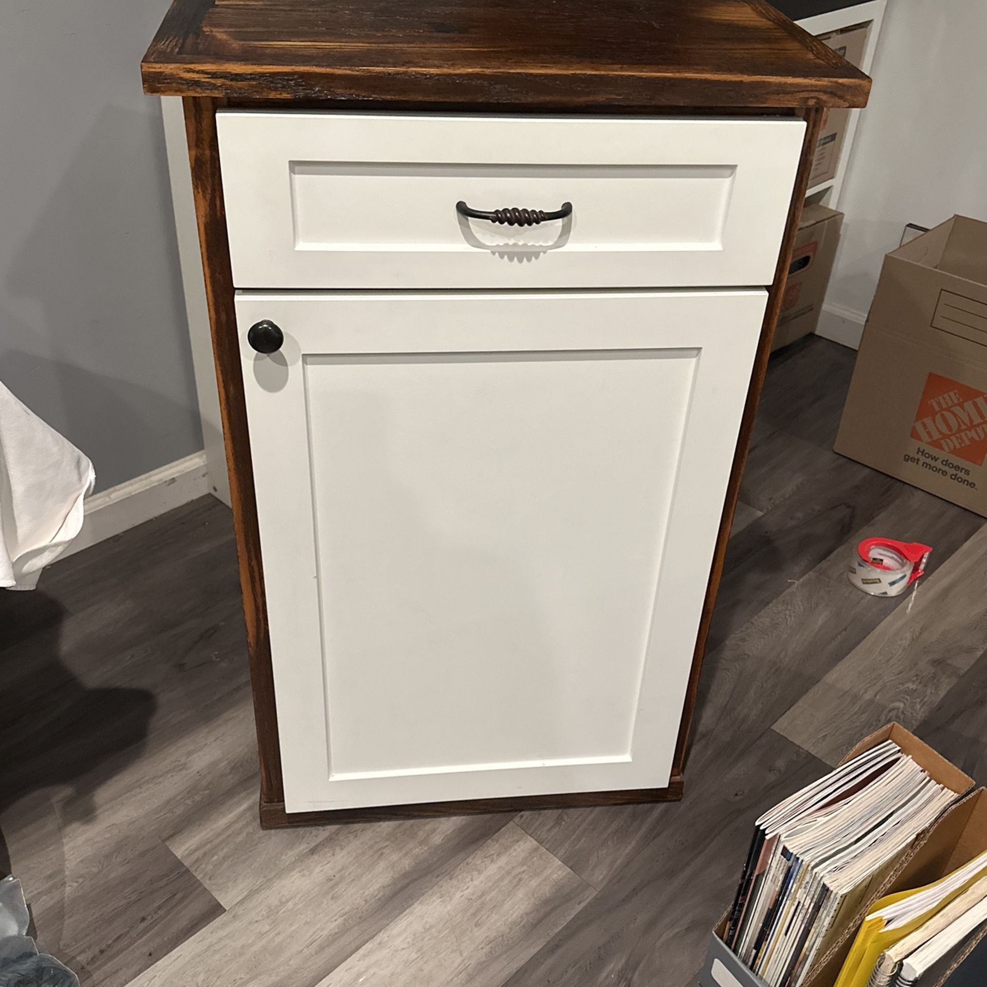2 Bookshelf Side Tables