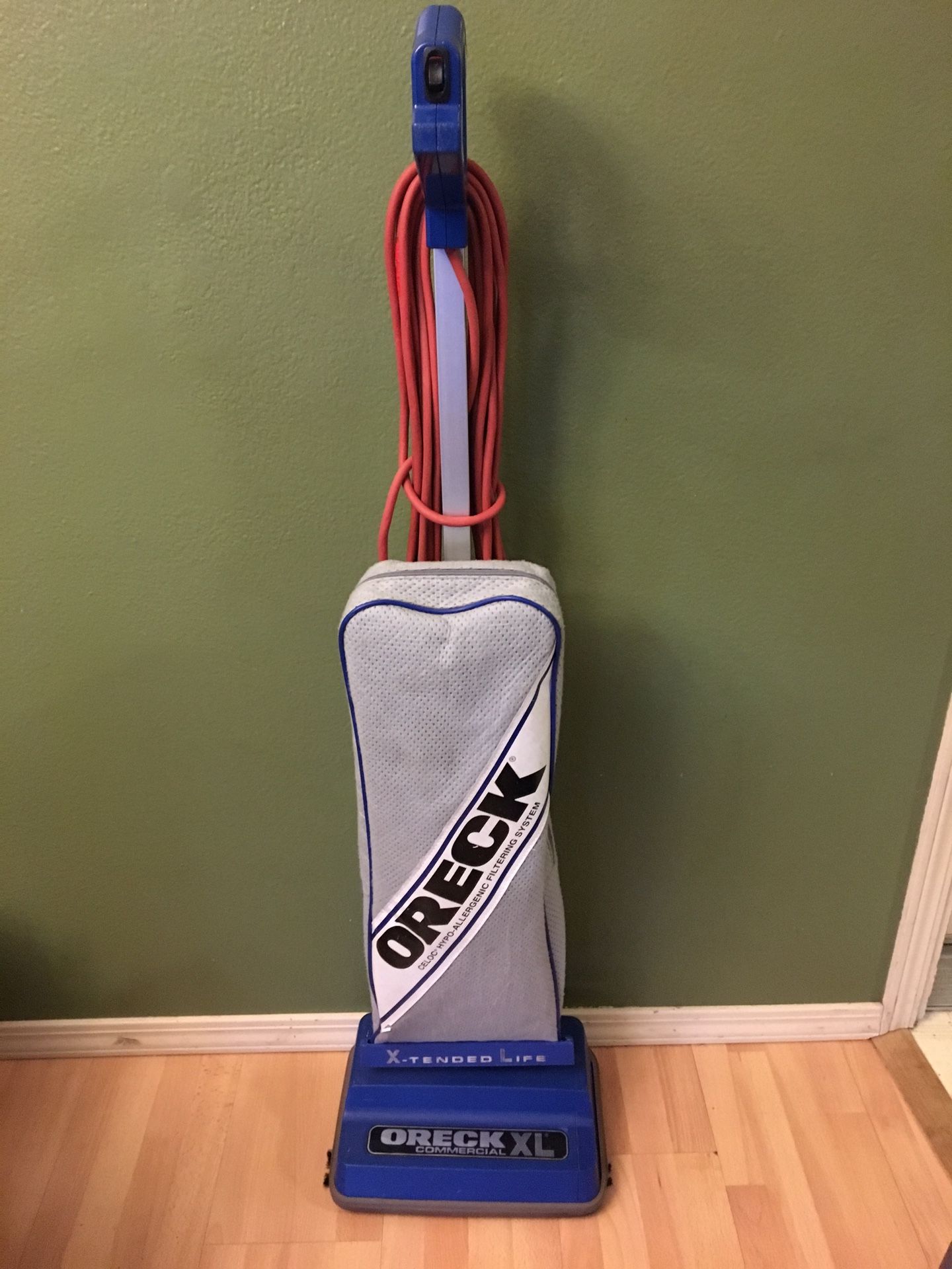 Oreck Commercial vacuum cleaner