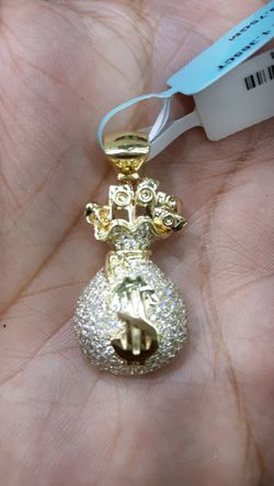 14k gold money bag 10.3 grams 1.36 ct