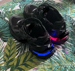 Balenciaga Runner Led