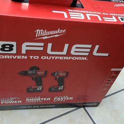 Milwaukee Electric Tools 2997-22 Hammer Drill/Impact Driver Kit