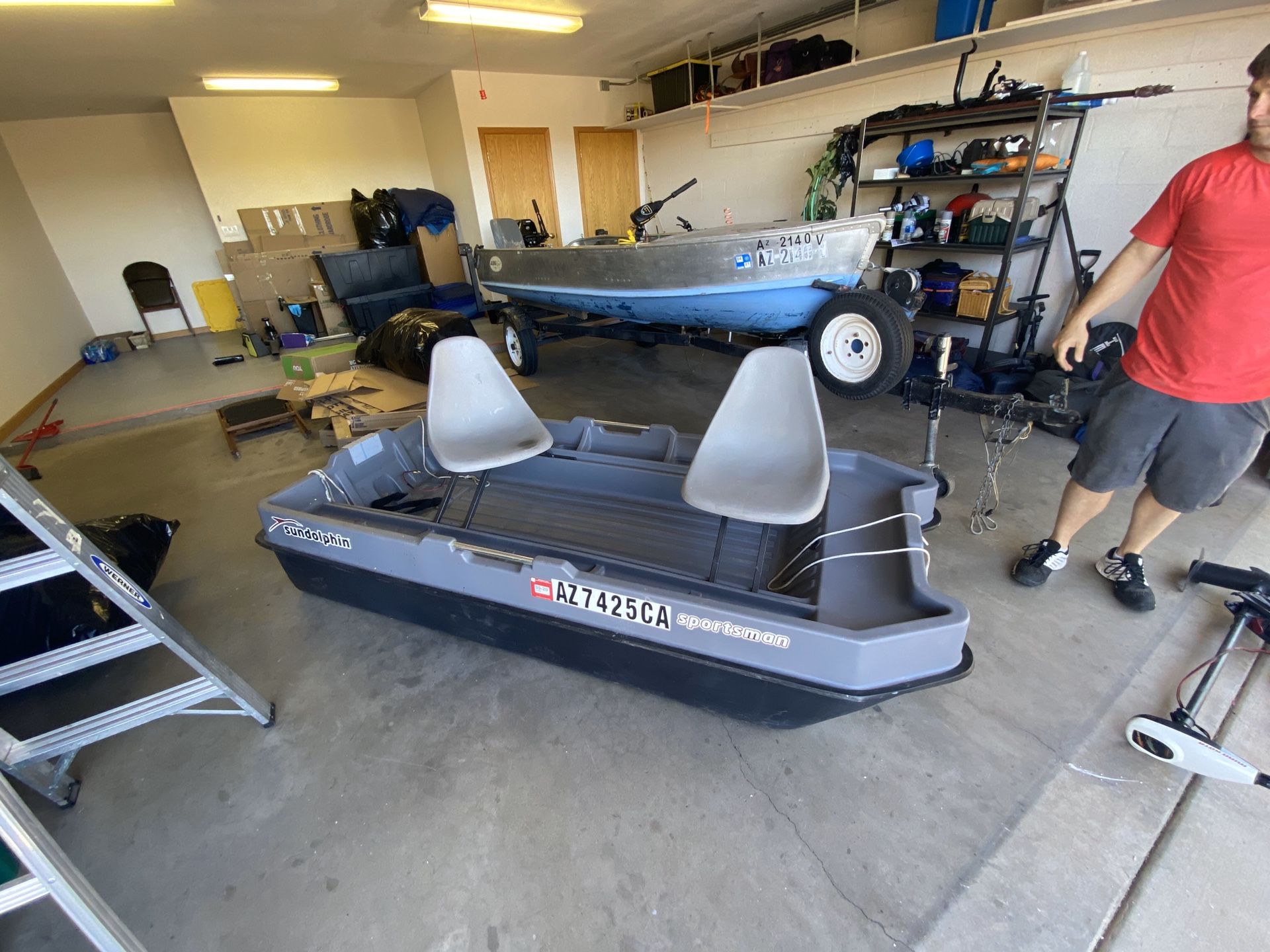 Sun Dolphin Sportsman 8’ w/ motor and anchors for Sale in Young, AZ