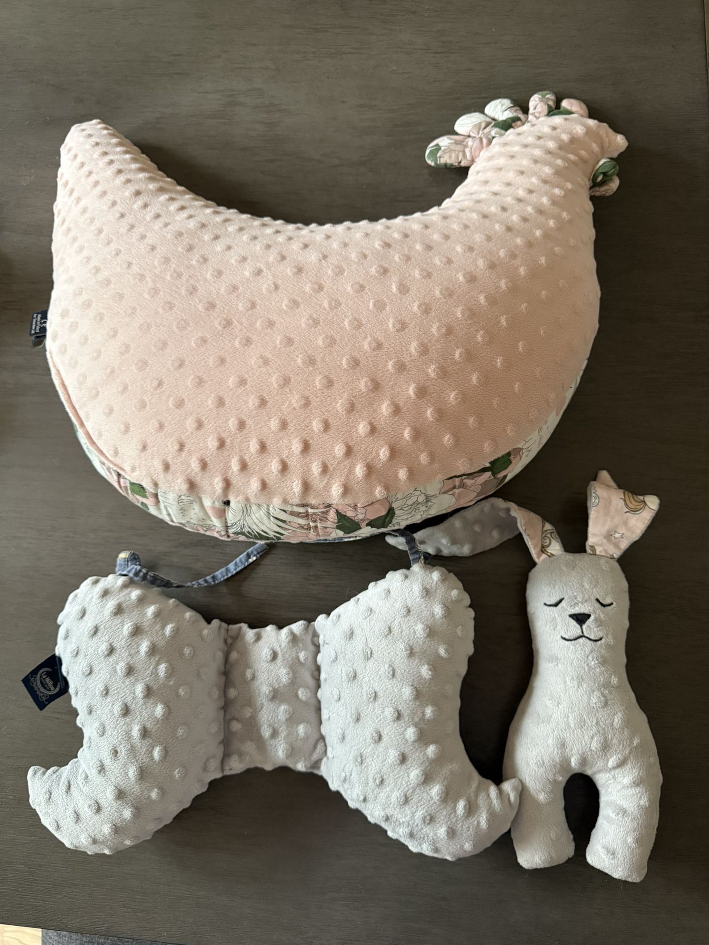 La Milou breast feeding pillow&baby’s pillow&bunny toy