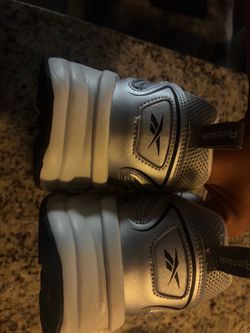 Reebok royal charge brand new