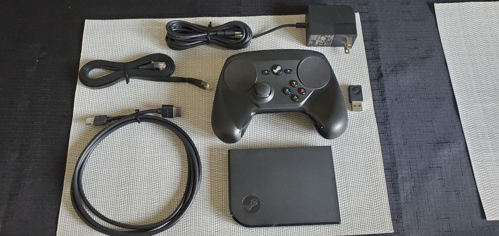 Steam Link w/ Steam Controller