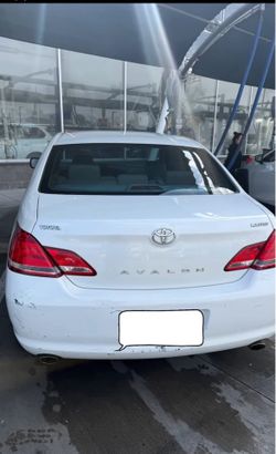 2005 Toyota Avalon