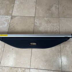 2013-2018 Hyundai Santa Fe  OEM Cargo Cover