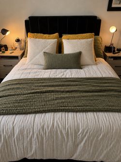 Full Upholstered Bed