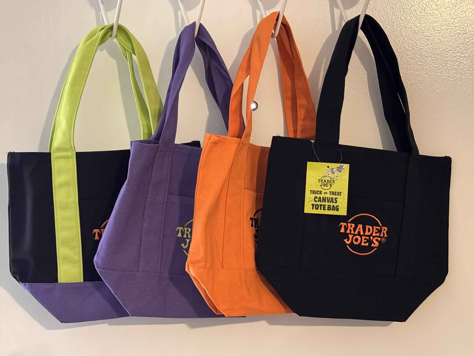 Trader Joe's Trick Or Treat Canvas Tote Bags-Limited Edition, set of 4