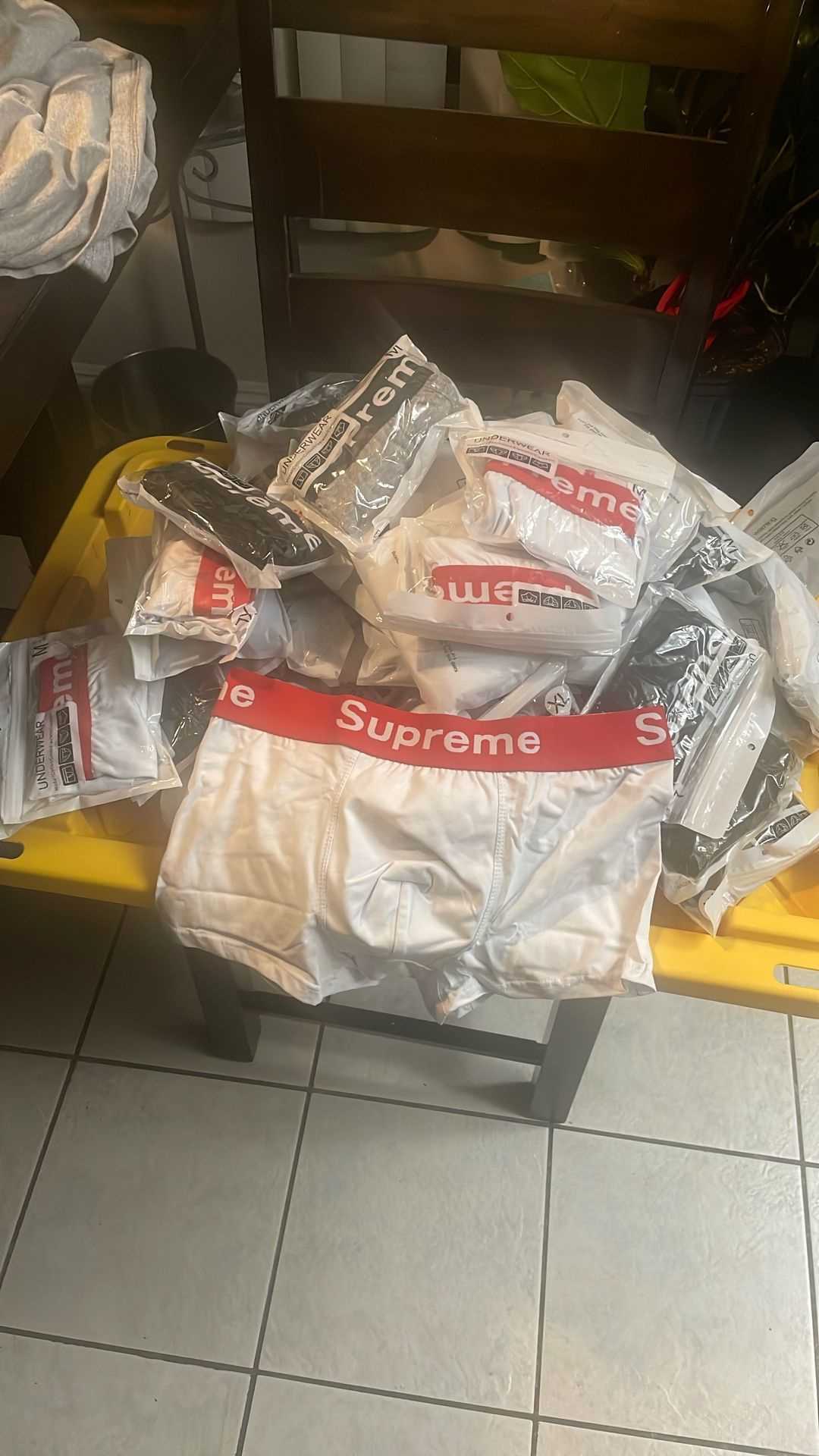 Supreme boxers 10$ Each Or 3 20$