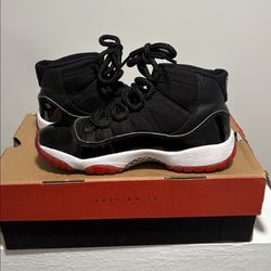 Jordan 11 Retro Bred