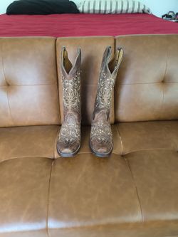 Botas