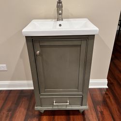 Powder Room Vanity