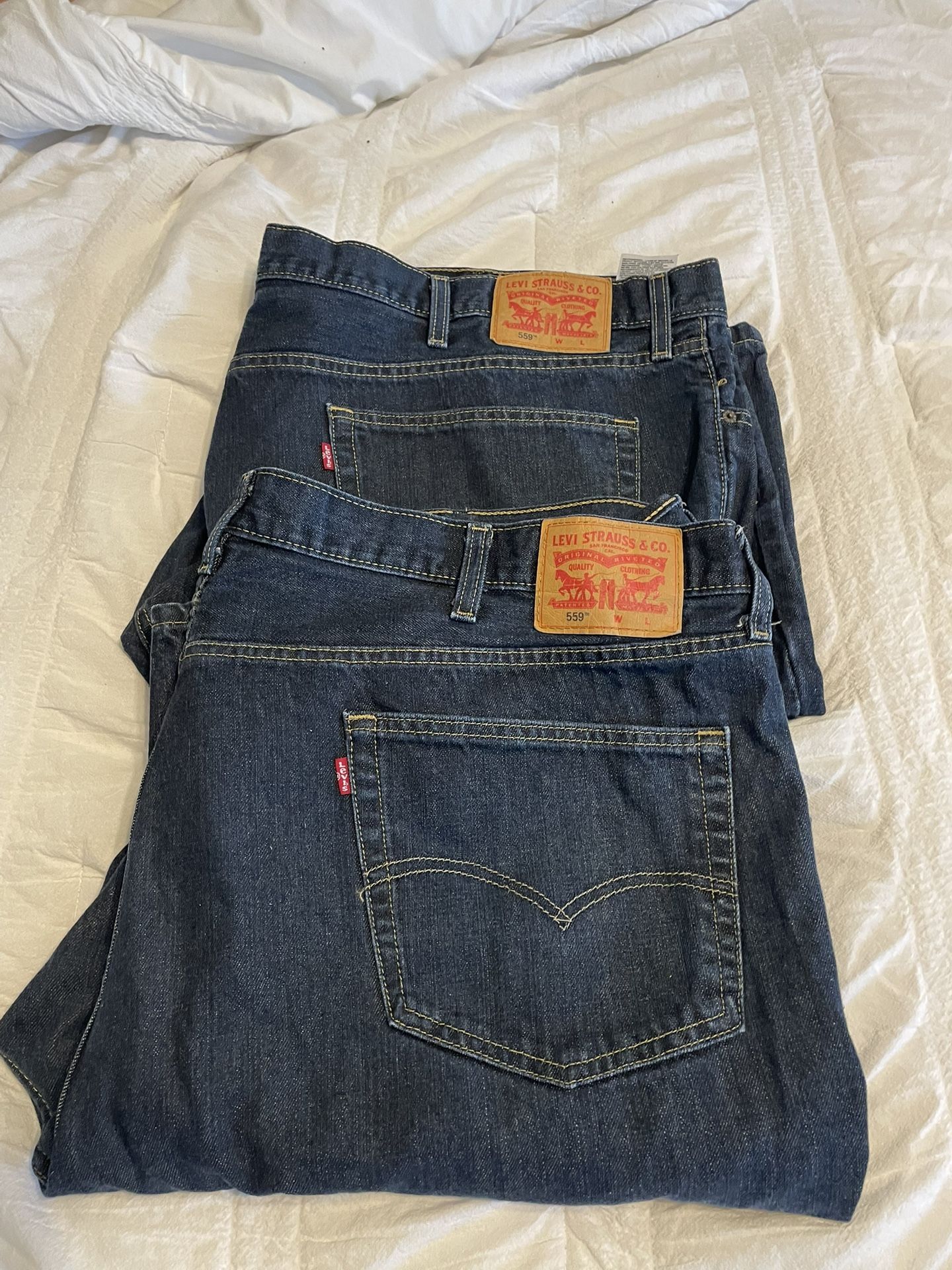Levi’s— 3 X. Blue Almost New Size 50w 30 L