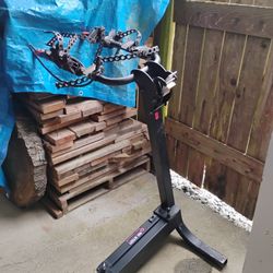 Yakima four Bike carrier 