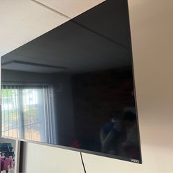 Vizio 50” smart 4k