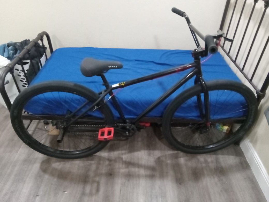 Gt Performer Looking For Trades